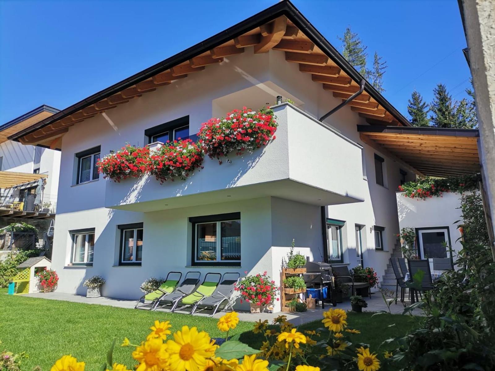Apart Waldesruh Arzl im Pitztal Ngoại thất bức ảnh